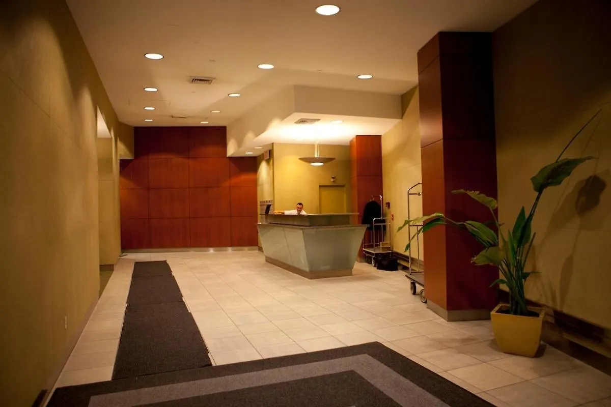 Doorman! High Floor! Views! Elevator! Free Gym! Apartment New York